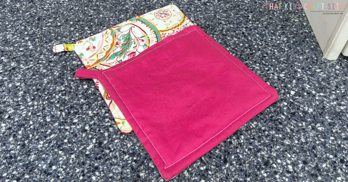 Easy DIY Pot Holders Tutorial for Tweens and Teens That Kids' Craft Site