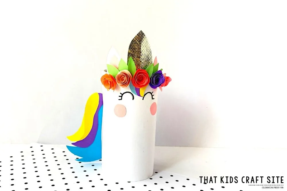 31 Easy Toilet Paper Roll Crafts For Kids [Free Templates]