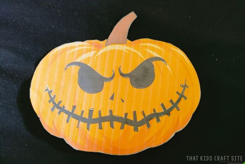 Build a Pumpkin Craft - a Free Paper Craft Template