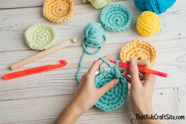 Beginner Crochet Patterns - That Kids' Craft Site